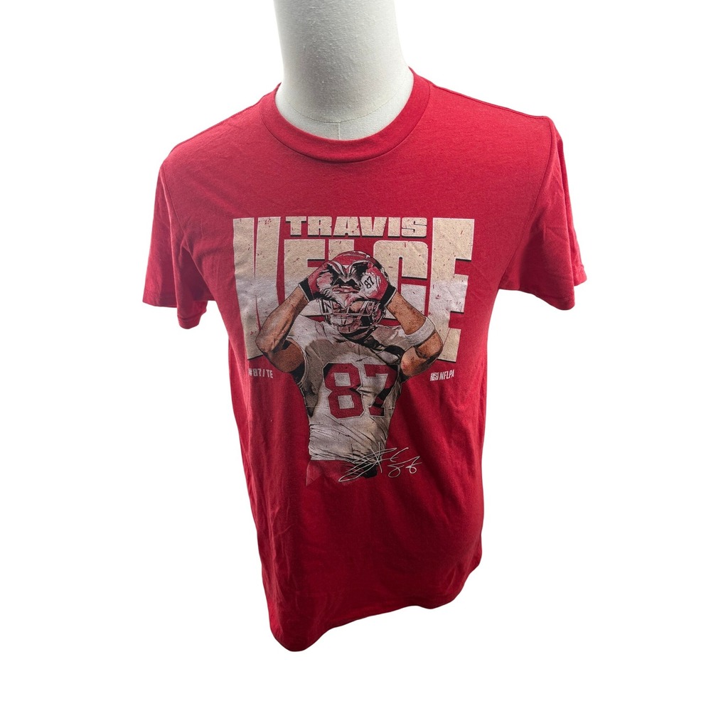 Travis Kelce #87 Kansas City Chiefs NFL Hand Heart Tee Shirt Mens Medium New